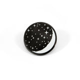 Jag Lever Waxing Moon Pin