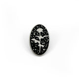 Jag Lever Celestial Rose Pin